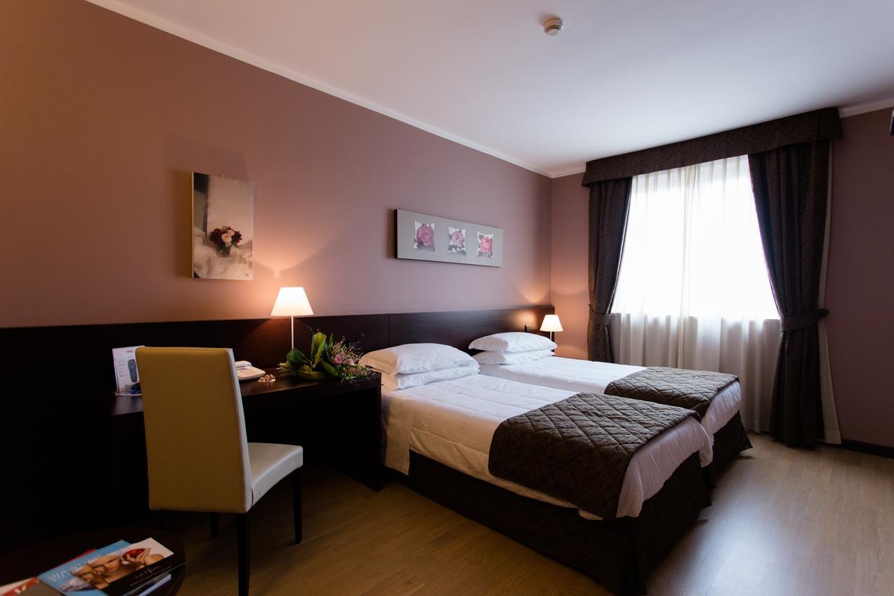 Hotel Air Palace